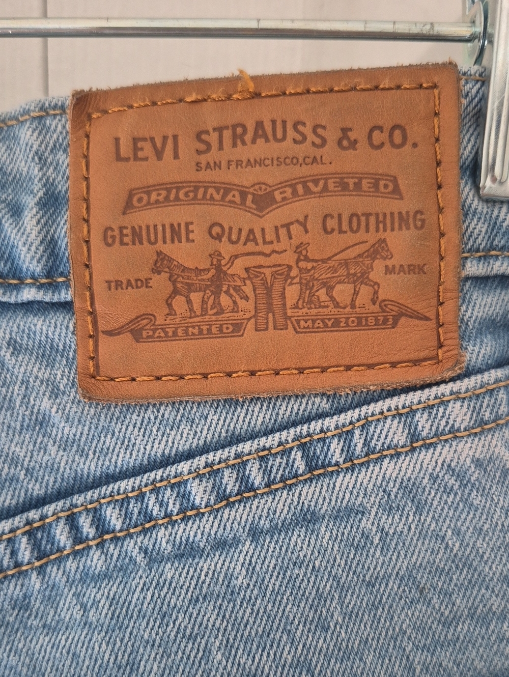 Levis Ribcage Straight Jeans Light Wash - 27 - Picture 5 of 12